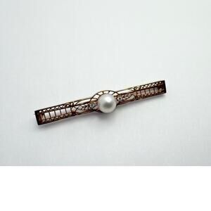 Antique Art Deco 14K Gold Filigree Bar Pin Brooch with Pearl & Diamonds c. 1920s